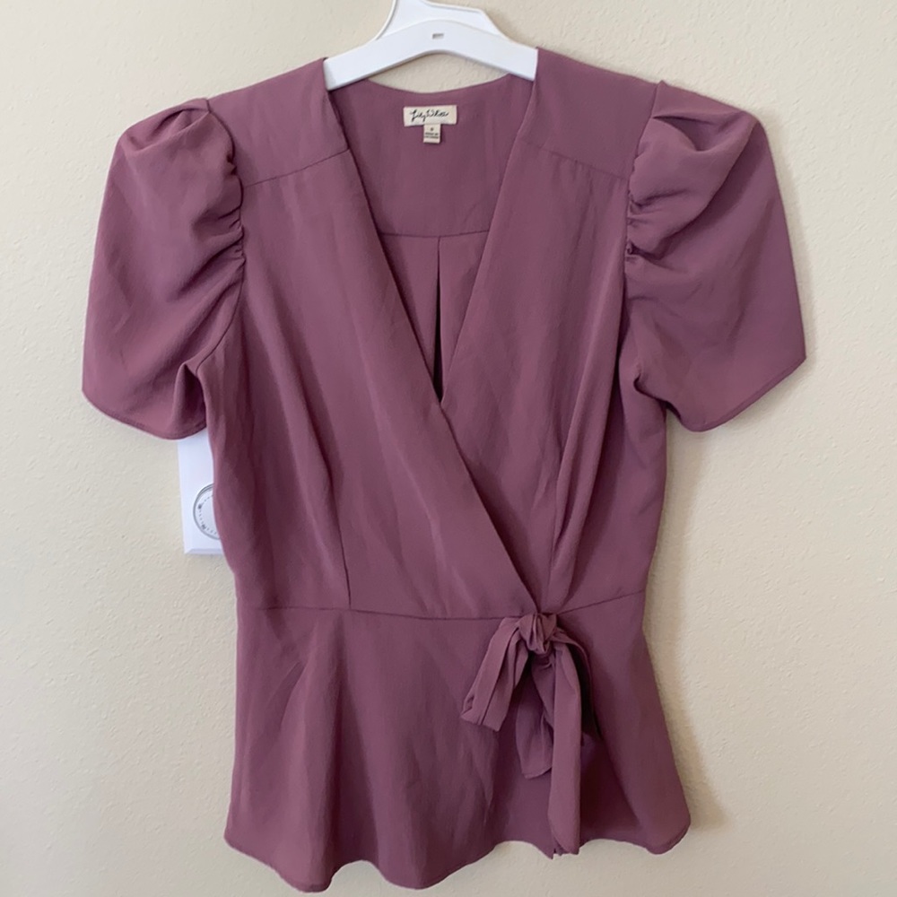 Blouse top